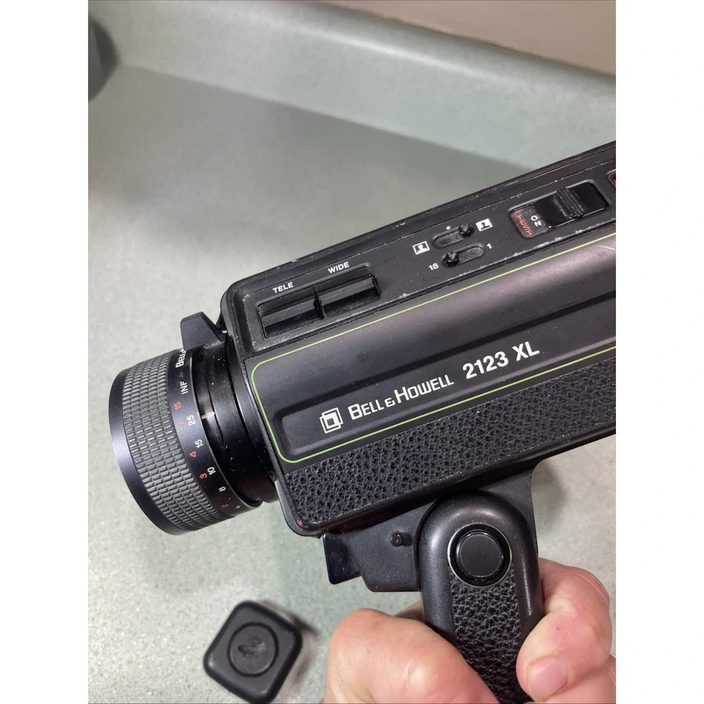 Vintage Bell & Howell Camera 2123 XL Does Have Power 2123F Super 8